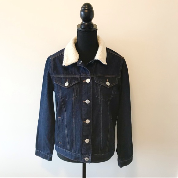 Denim jacket with faux fur collar - Picture 6 of 12